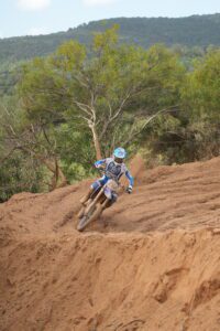 Eestlased avasid motokrossi hooaja Itaalia MV etapil Algheros