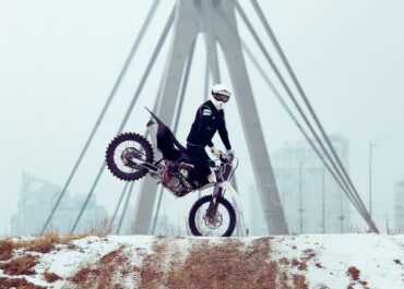 Sisuturundus- Continental võitis retromootorrataste rehvitesti