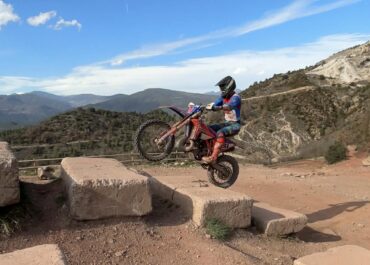 Miko Põder ja Timur kelle valmistuvad algavaks hooajaks Hispaanias.