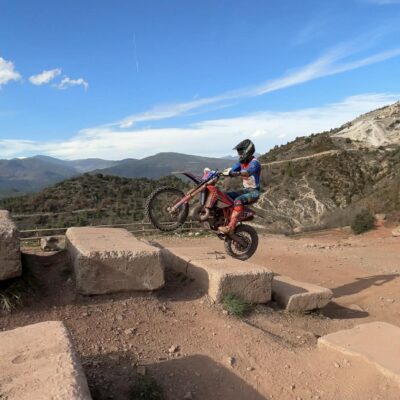 Miko Põder ja Timur kelle valmistuvad algavaks hooajaks Hispaanias.