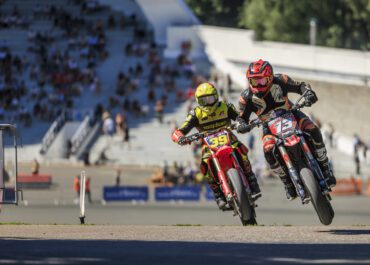 Tallinna lauluväljakul kogunesid regiooni parimad supermotosõitjad