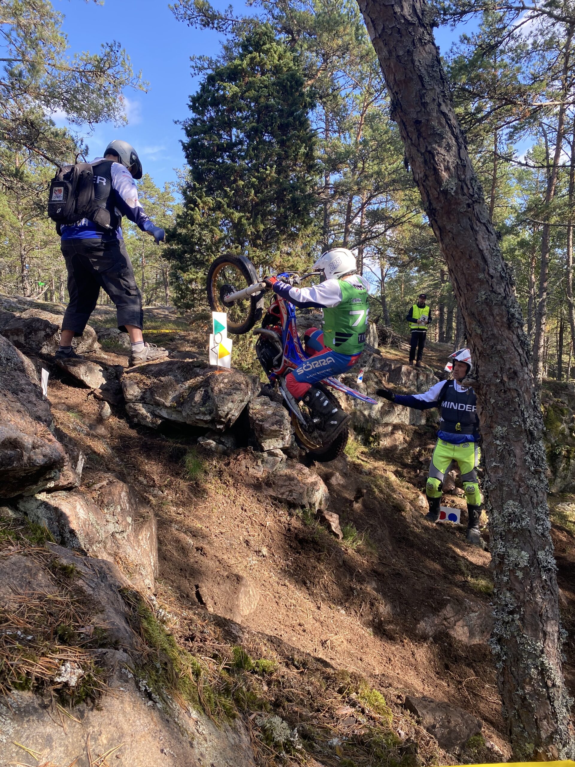 Eesti noored mototrial´i- sõitjad Põhjamaade Meistrivõistlusel Rootsis