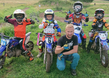 Kiilimotos alustavad 2026 aprillis algajate laste ja noorte motokrossi treeningrühmad.